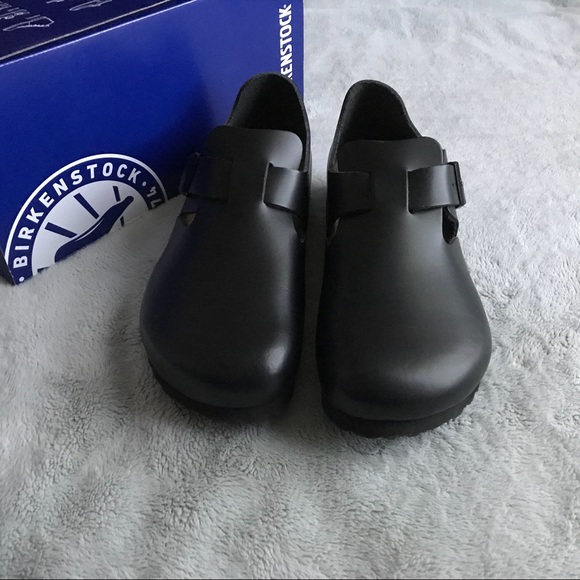 Birkenstock Shoes - NWOT Birkenstock London Black Closed Toe Clog Shoe